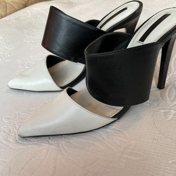 Zara Slip On Heels - Picture 2 of 3